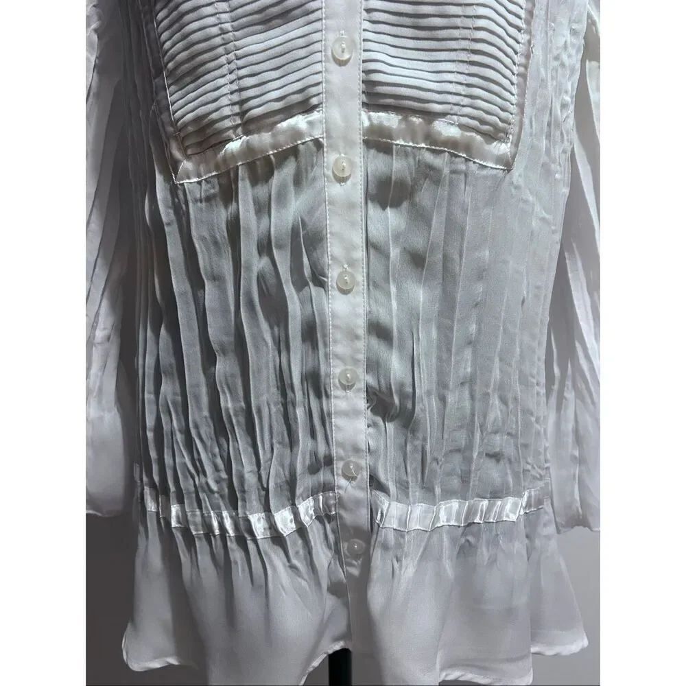Notations Woman Size 1X Crinkle Button Down V-Neck White Blouse Bell Sleeves - Picture 4 of 10